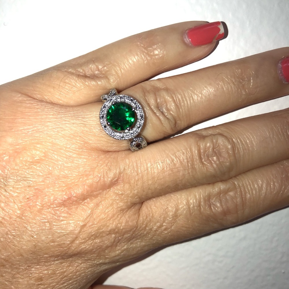LAST ONE‼️ 925 Sterling Silver Emerald gemstone Ring - Picture 9 of 9